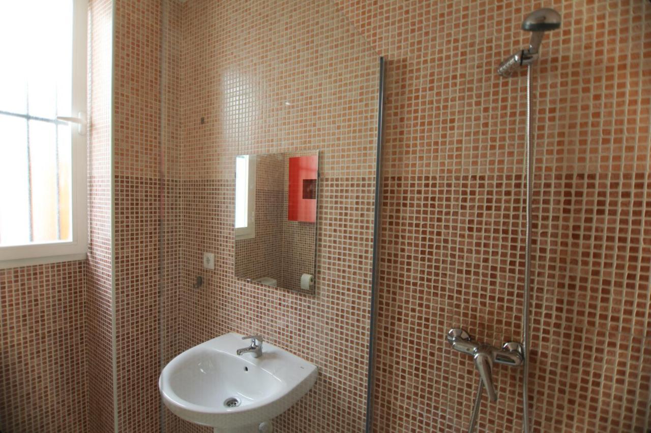 Rentalsevilla Descubriendo Sevilla En Pareja Exterior photo